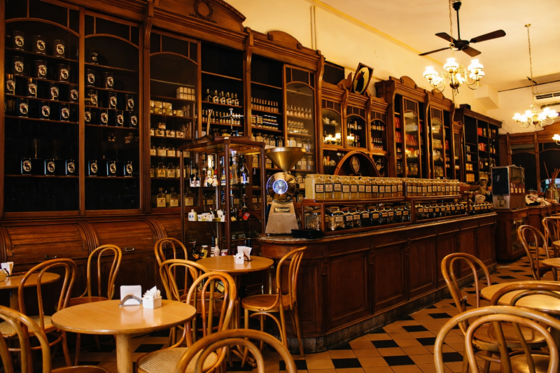 Brunch for 2 at El Gato Negro - Notable Bar of the City