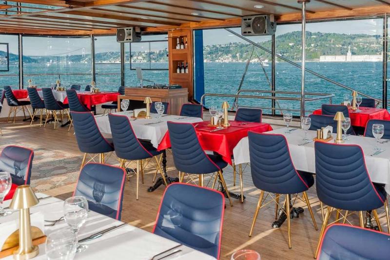 Istanbul: New Year's Eve Dinner Cruise and Turkish Night on Bosphorus with Pickup & Drop-off