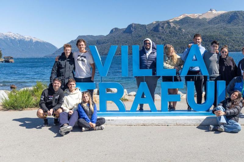 Big Circuit with Villa La Angostura: Adventure between Lakes, Forests and Mountains in English