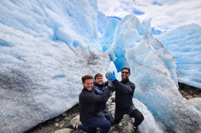 El Calafate: Blue Safari - A Unique Experience Next to the Perito Moreno Glacier with Transfers