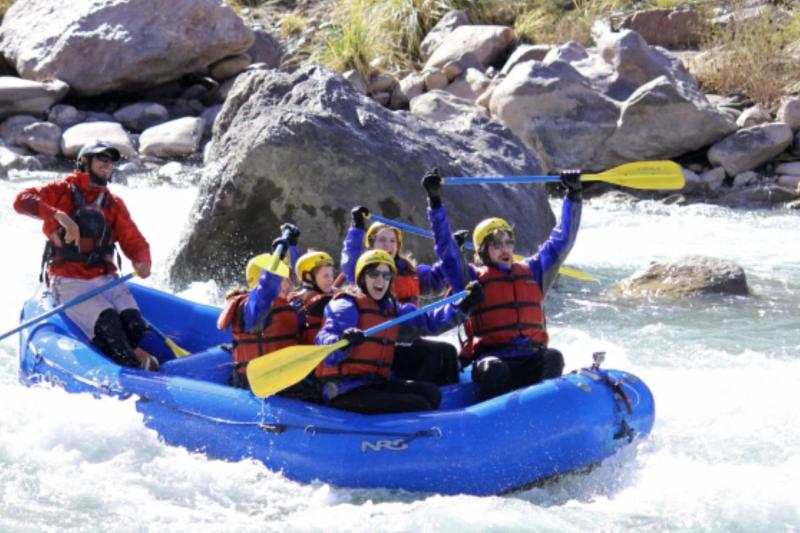 Rafting on the Mendoza River: Adrenaline, Nature and Fun