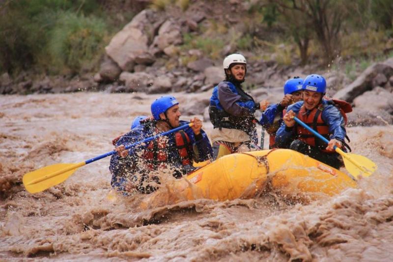 Rafting on the Mendoza River: Adrenaline, Nature and Fun