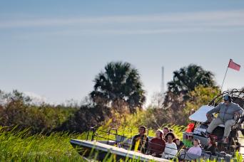 Orlando: Airboat Ride and Gatorland Park Combo