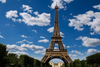 Day Trip to Paris with a 3-course Lunch