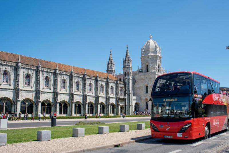 Lisbon: Classic 5 Lines Hop On Hop Off Tour 24 Hours