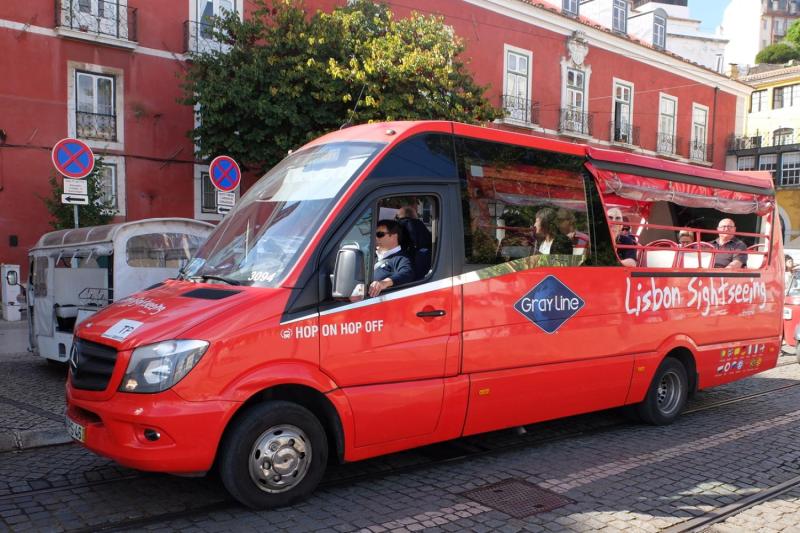 Lisbon: Classic 5 Lines Hop On Hop Off Tour 24 Hours