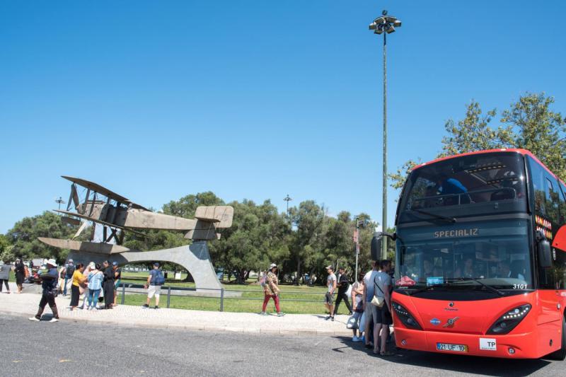 Lisbon: Classic 5 Lines Hop On Hop Off Tour 24 Hours