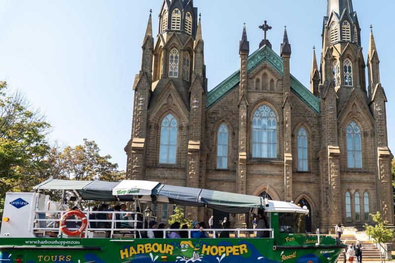 Charlottetown: Harbour Hopper