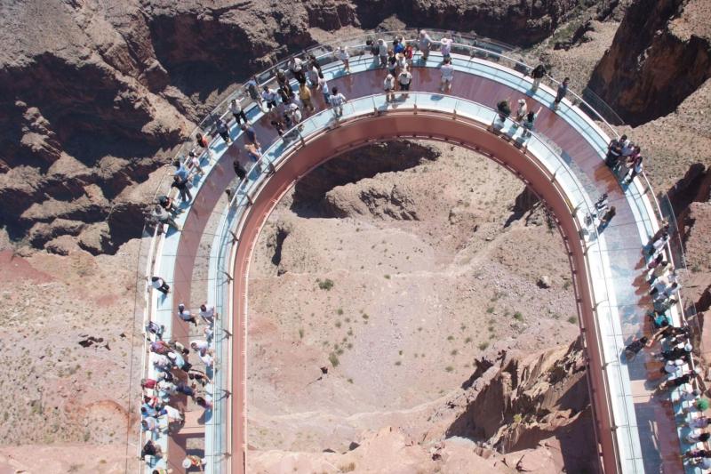 From Las Vegas: Grand Canyon West Rim Bus Tours with Helicopter and Boat Ride