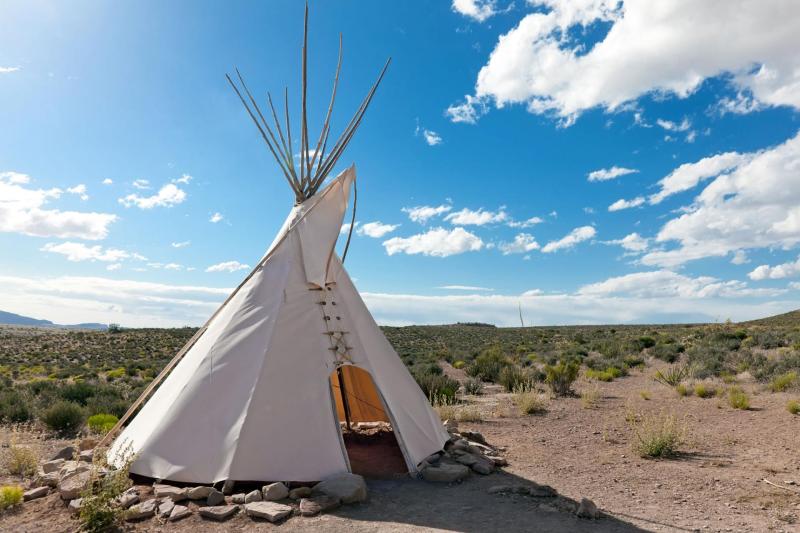 From Las Vegas: Grand Canyon West Rim Bus Tours with Helicopter and Boat Ride