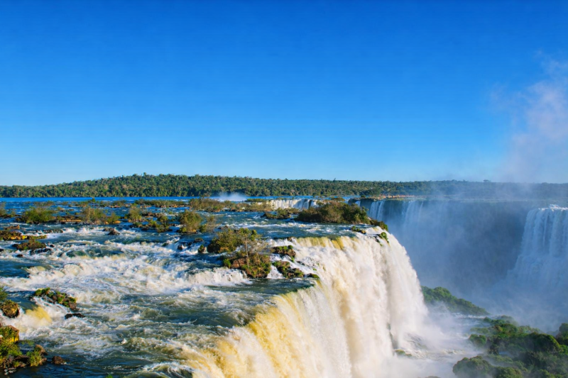 Iguazu: Argentine Falls with Great Adventure and Brazilian Falls with Transfers