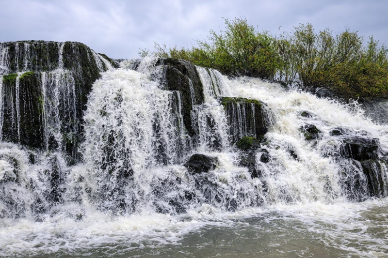 Incredible Moconá Falls from hotels in Foz de Iguaçu, Brazil