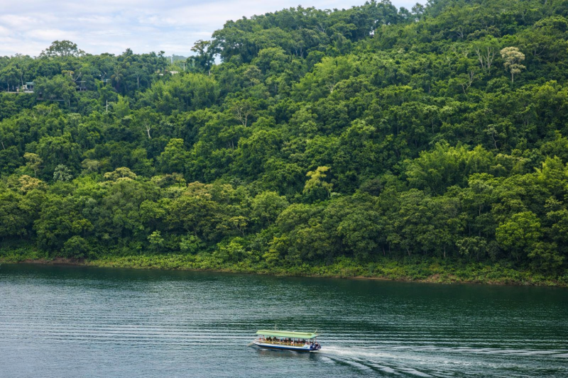 Puerto Iguazú: A Nautical Tour through the Jungle and the Borders of Three Nations