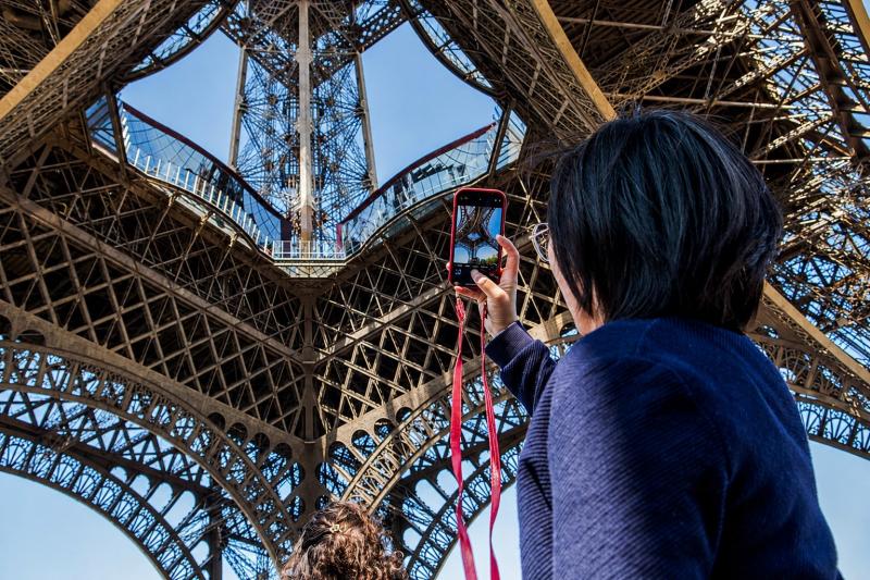 From Paris: 8 Days 7 Nights Guided Multiday Package
