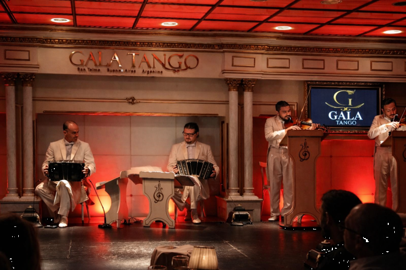 Gourmet Dinner and Tango Show at Gala Tango