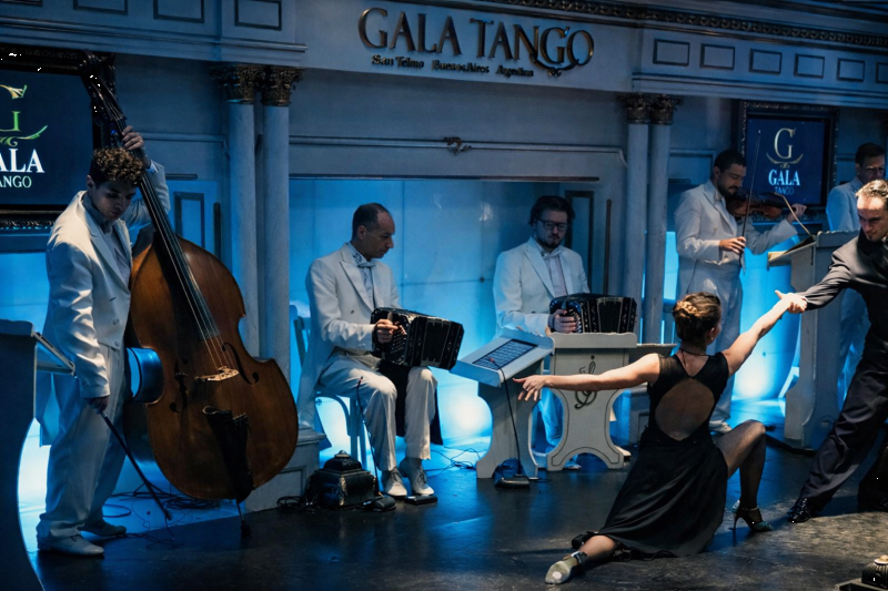 Gourmet Dinner and Tango Show at Gala Tango