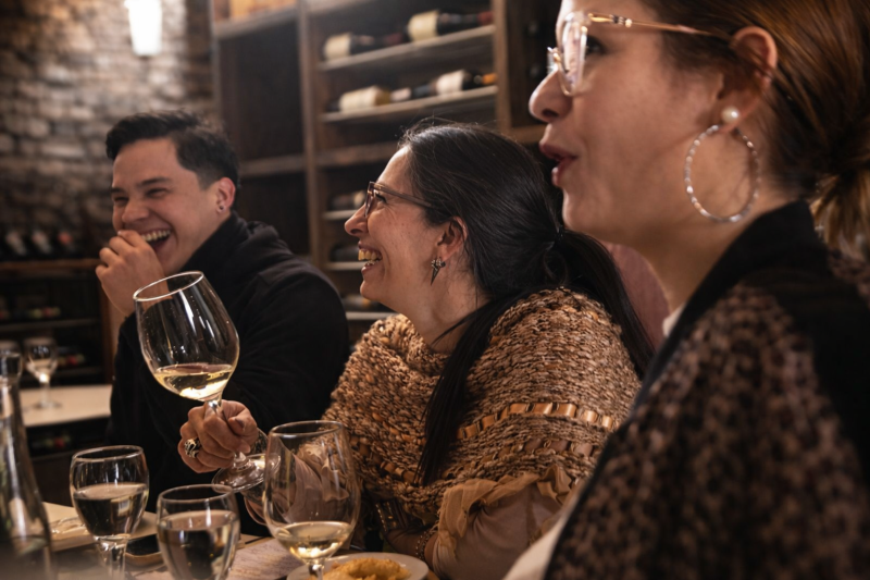 Tasting of Regional Wines in El Querandi
