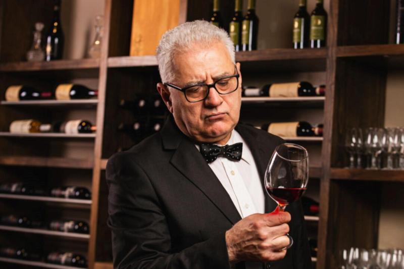 Tasting of Regional Wines in El Querandi