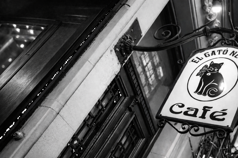 Dinner for 2 at El Gato Negro, Notable Bar in the City