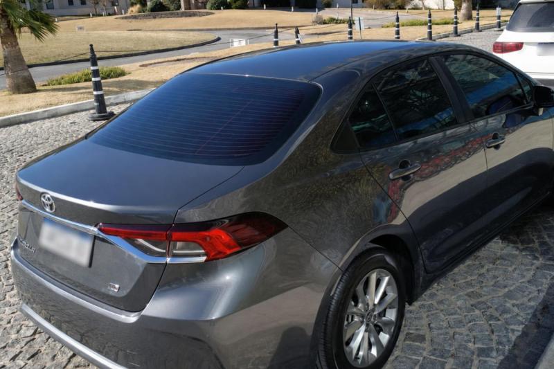 Private Transfer from Ezeiza Airport to J. Newbery Airport or Vice Versa - Executive