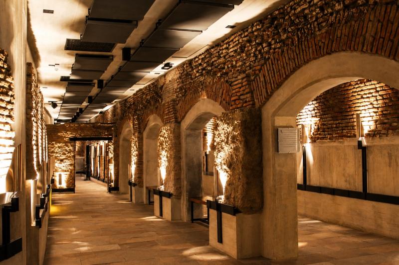 The Zanjón de Granados: Tunnels and Mystery - Guided Tour in English