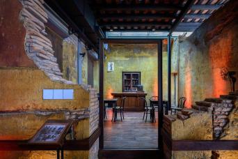 Minimal House – Guided Tour in English