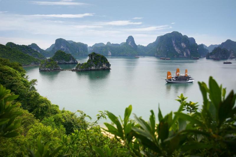 From Hanoi: One Day in Halong Luxury