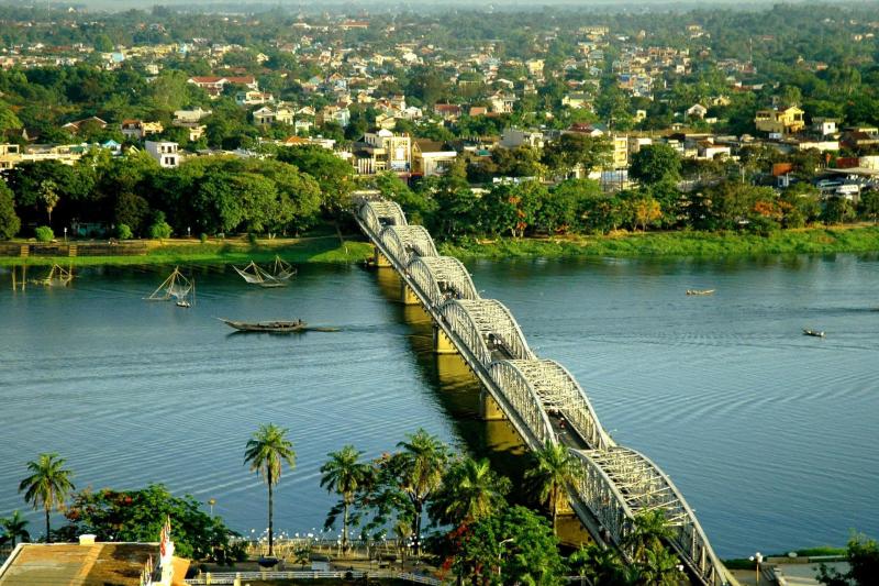 Hue: Boat Trip and Folk Song-Romantic Perfume River