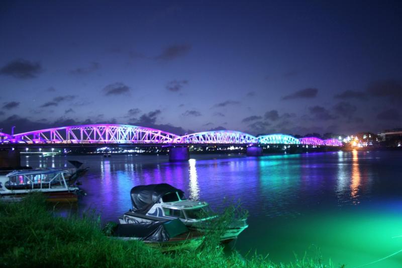Hue: Boat Trip and Folk Song-Romantic Perfume River