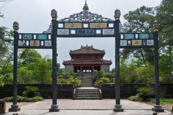 Hue: Half Day Cyclo City Private Tour