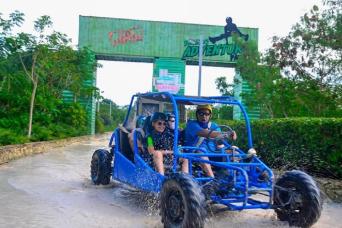 Punta Cana: Bávaro Adventure Park Buggy & Pool Waterfall Double Buggy
