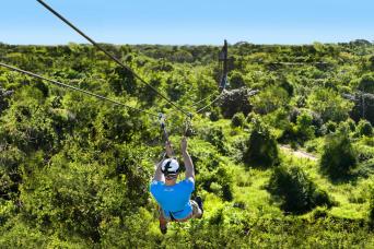Punta Cana: Bávaro Adventure Park Zip Line Mega Splash & Boogies Combo