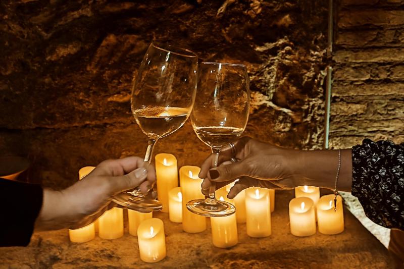 Rome: Agrippa Baths Candlelight Dinner Experience
