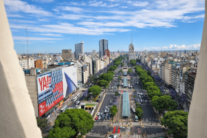 Obelisco's Top: Climb to the Most Emblematic Monument at Dusk