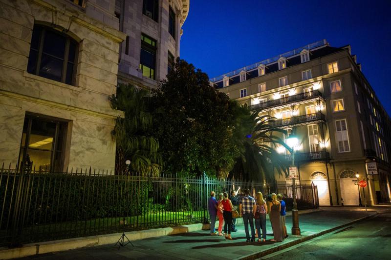 New Orleans: Ghosts and Spirits Walking Tour