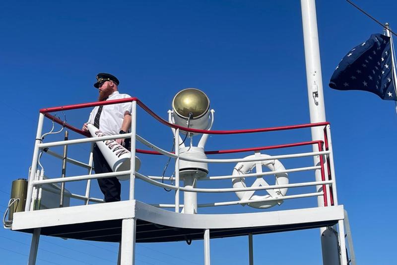 New Orleans Steamboat NATCHEZ Daytime Jazz Cruise with Lunch