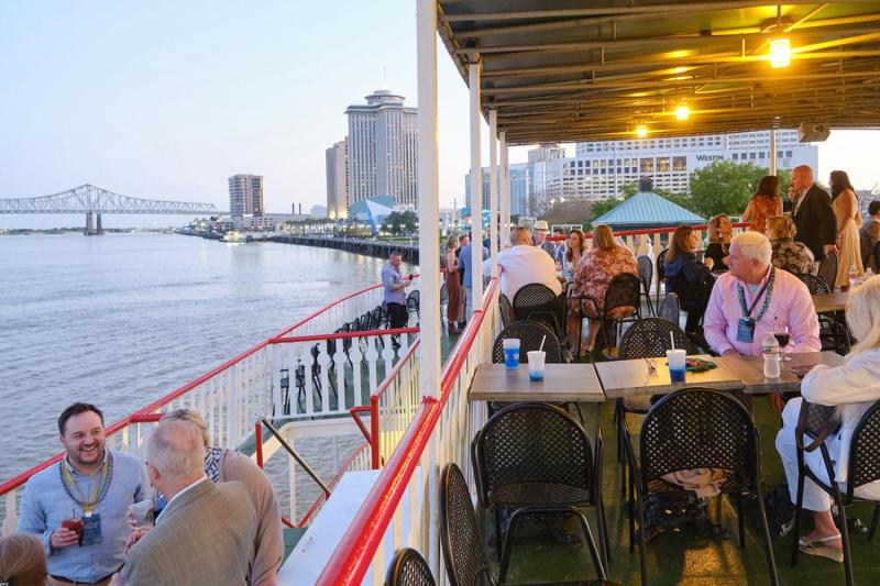 New Orleans Steamboat NATCHEZ Evening Jazz Cruise with Dinner