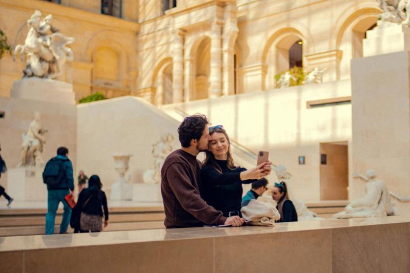 Small Group Guided Visit of the Louvre Museum