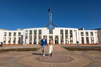 From Sydney: Canberra Tour in Mandarin Full Day