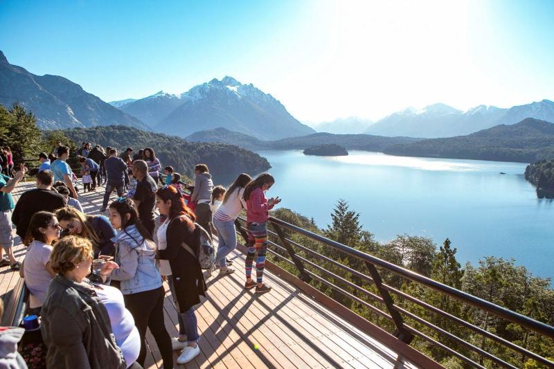 Bariloche, Half Day Small Circuit Tour: Mt Campanario and Llao Llao Peninsula