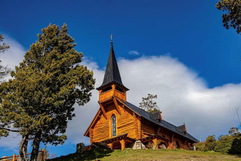 Bariloche, Half Day Small Circuit Tour: Mt Campanario and Llao Llao Peninsula