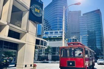 Vancouver: 24-Hour Hop-On Hop-Off Trolley Tour Pass