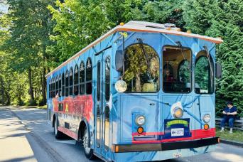Vancouver: City & Granville Island Sightseeing Trolley Half-Day Tour
