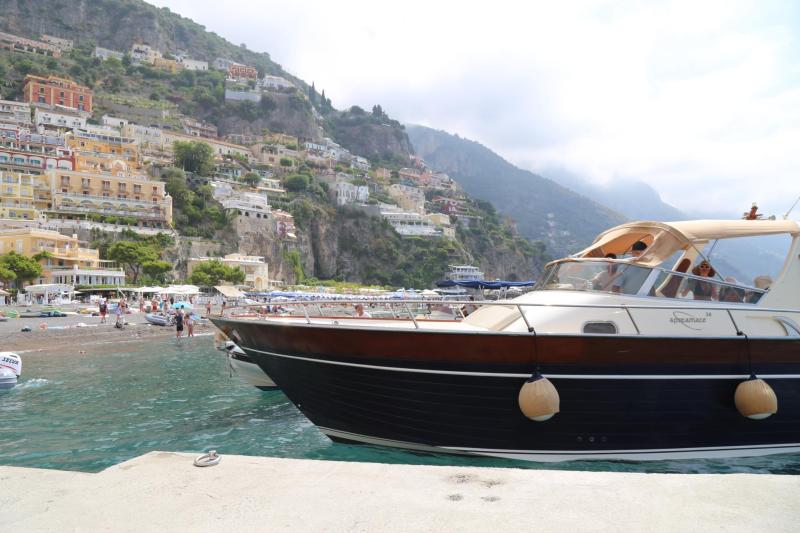 Private Boat Tour of Amalfi Coast: Positano & Amalfi