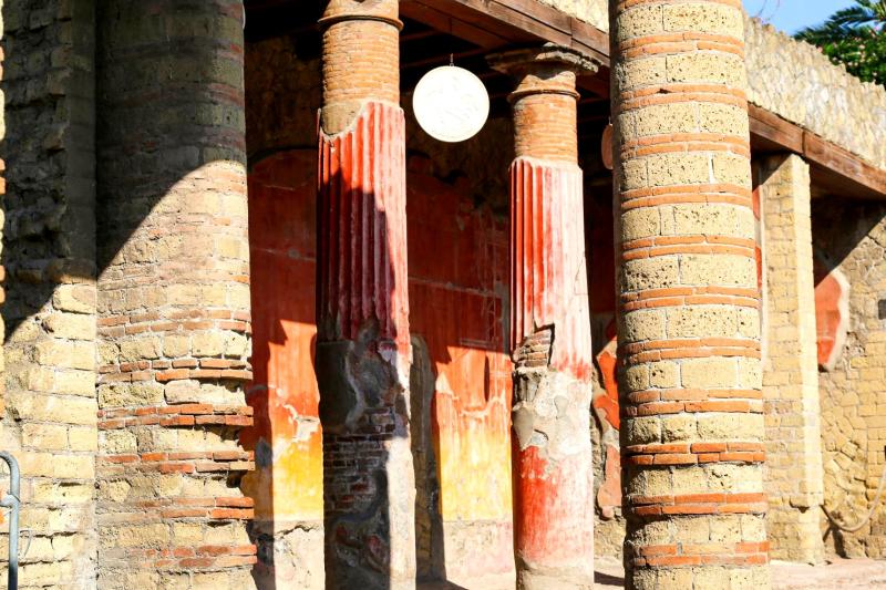 Private Tour of Pompeii & Herculaneum with Priority Access from Positano