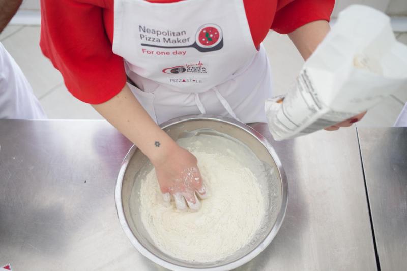 Neapolitan Pizza Maker for One Day