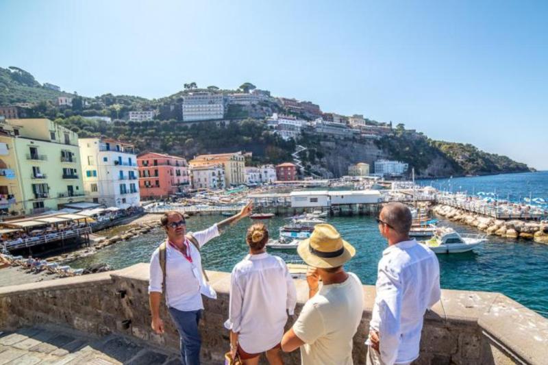 Unforgettable Italian Adventure: Amalfi Coast, Capri, and Pompeii in 5 days