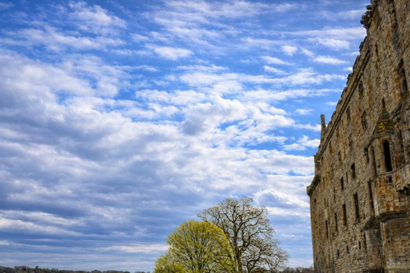 From Edinburgh: Outlander Experience from Edinburgh – Midhope Castle Tickets Included