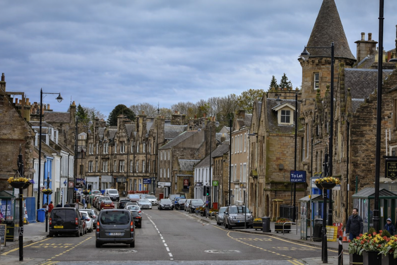 From Edinburgh: Outlander Experience from Edinburgh – Midhope Castle Tickets Included