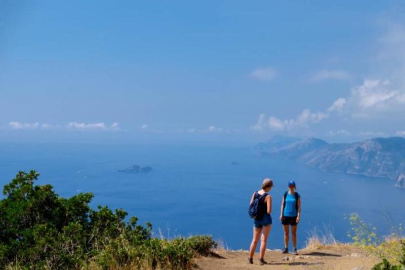Sorrento Trails: 5 days Hiking Adventure & Cultural Highlights